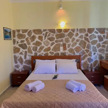 Dimarion * Áyios Nikítas