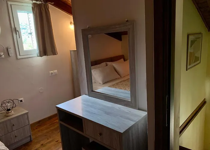 Dimarion Áyios Nikítas